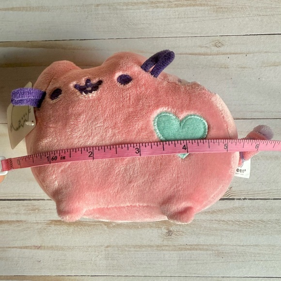 NWT Gund Pusheen Pink Plush with Turquoise Heart - Picture 7 of 7
